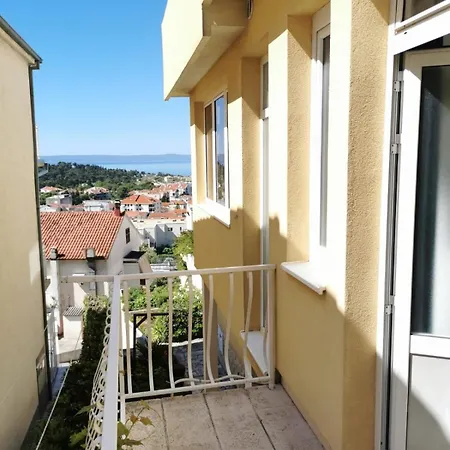And With Parking Space - 6767 Makarska